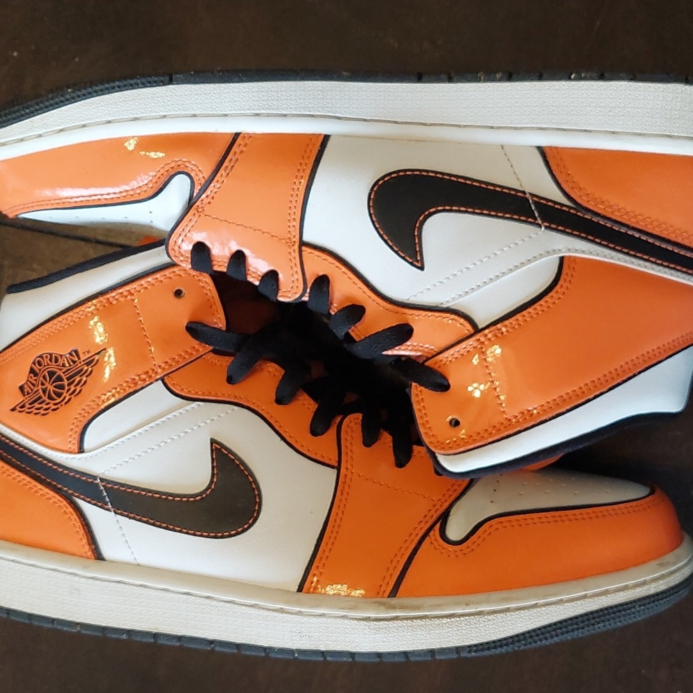 Nike Jordan 1 Mid Se Turf Orange/Black Men's 11 - Picture 6 of 12